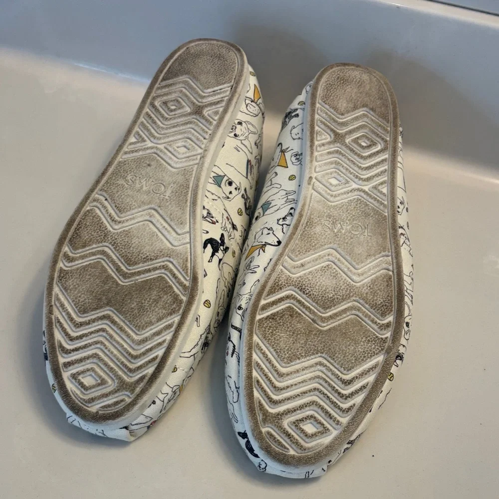 TOMS Slip-On Canvas Shoes with Multicolor Dog Print - Cream - Picture 8 of 8